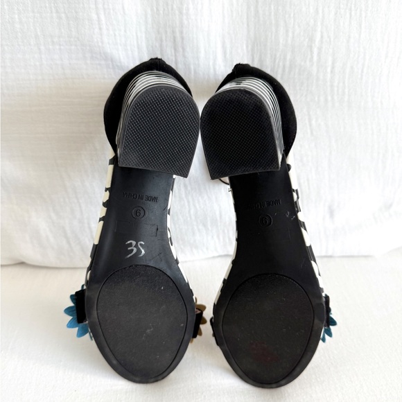 Betsey Johnson Floral Strap Block Heel Sandals - Picture 5 of 6